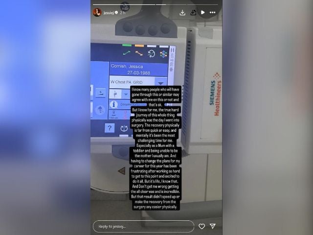 -Instagram.