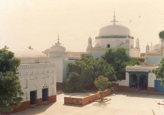 Overview of the 16th century Hindu-Muslim Shrine Complex of Udero Lal, near the city of Tando Adam Khan. PHOTO COURTESY: FLICKR