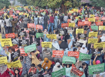 ji women s wing protest stalls traffic businesses