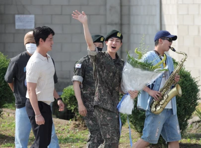 fans rejoice as bts star jin finishes army service in south korea
