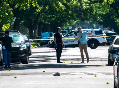 detroit shooting leaves 2 dead and 19 wounded detroit shooting leaves 2 dead and 19 wounded