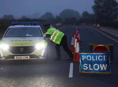 uk police find no explosives in airbase probe uk police find no explosives in airbase probe