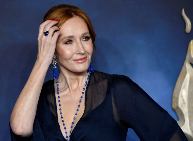 jk rowling says actors who publicly criticized her transgender views privately tried to stay friends