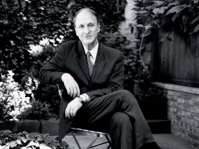 Tiffany Co legend John Loring passes away at 86
