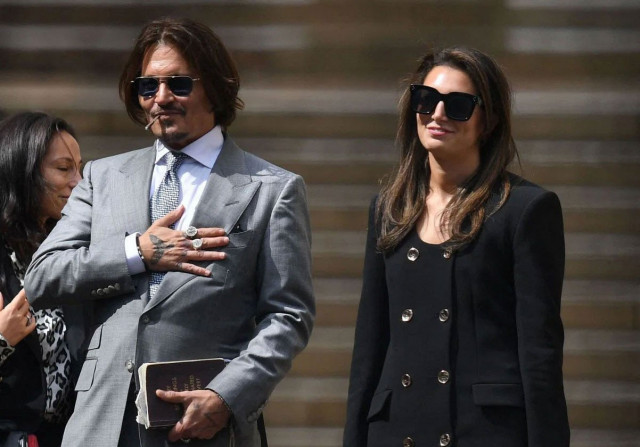 johnny depp reportedly dating his attorney but it s not camille vasquez johnny depp reportedly dating his attorney but it s not camille vasquez