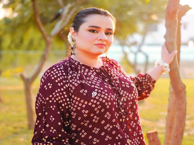 faiza founded pakistan s first all women troupe the khawatoons photo instagram