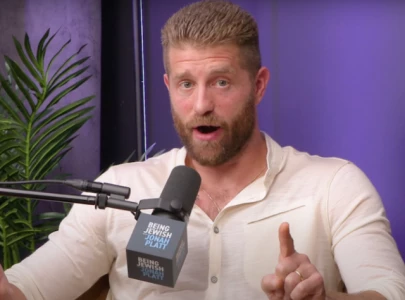 nepo baby jonah platt slammed for rant against rachel zegler over snow white backlash nepo baby jonah platt slammed for rant against rachel zegler over snow white backlash