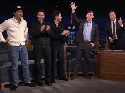 how a r sum at a jonas brothers concert brought scott kelly to the tonight show how a r sum at a jonas brothers concert brought scott kelly to the tonight show