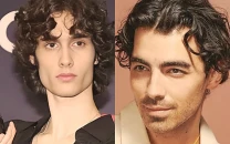 joe jonas joins sombr on stage