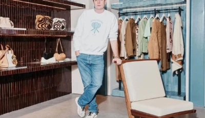 jonathan anderson to take the reins as creative director at dior men