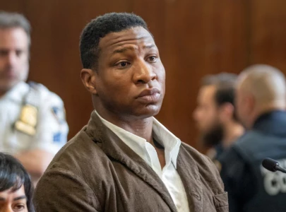 jonathan majors begins filming daily wire action movie in south carolina
