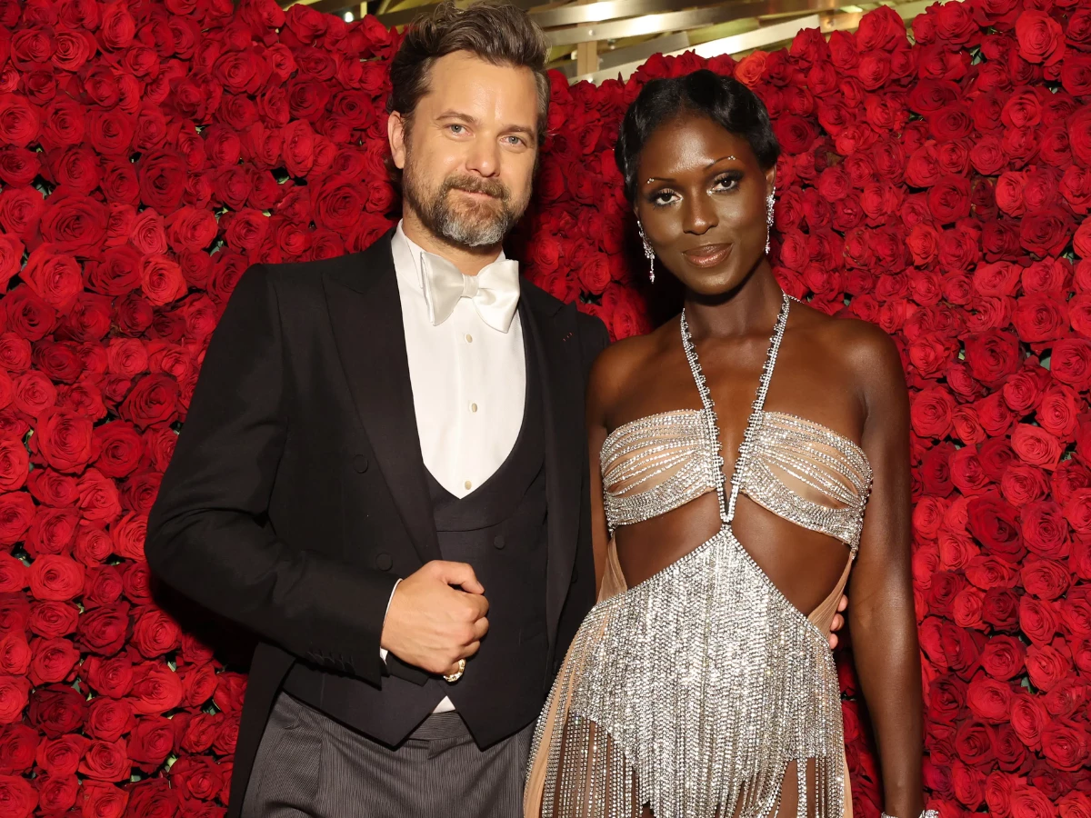 joshua jackson and jodie turner smith reunite for rare family vacation after divorce