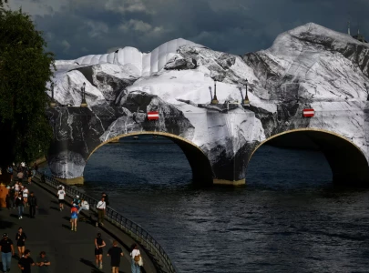 opening of jr s installation on paris pont neuf bridge delayed after damage