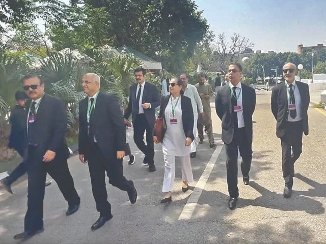 five ihc judges walk to the supreme court to file constitutional petitions photo sabah