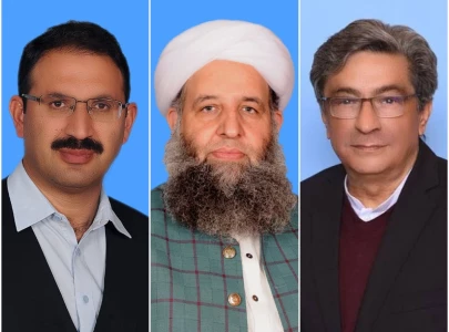 pti retains junaid akbar as k p president grants authority to noorul haq qadri in his absence