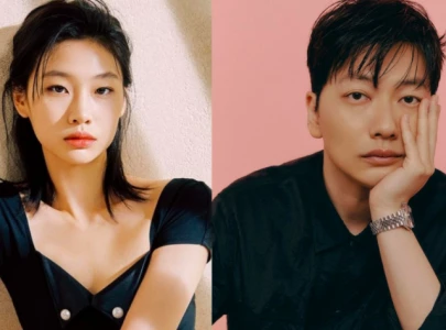 jung ho yeon and lee dong hwi confirm breakup after nine years of dating jung ho yeon and lee dong hwi confirm breakup after nine years of dating