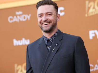 justin timberlake stops concert to help a fan in need on the forget tomorrow world tour