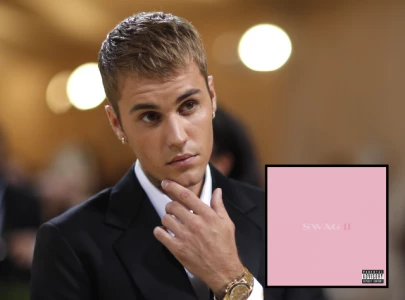 justin bieber announces surprise release of new album swag ii tonight