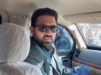 pti convoy heads to bagh e jinnah amid claims of road blockades pti convoy heads to bagh e jinnah amid claims of road blockades