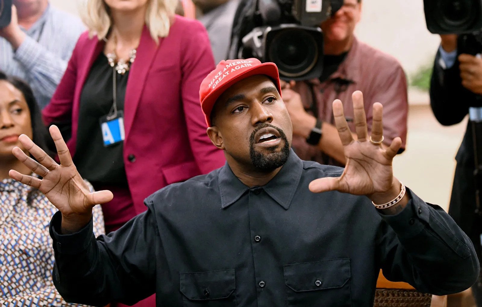 kanye west debuts bully album featuring son saint amid social media controversy