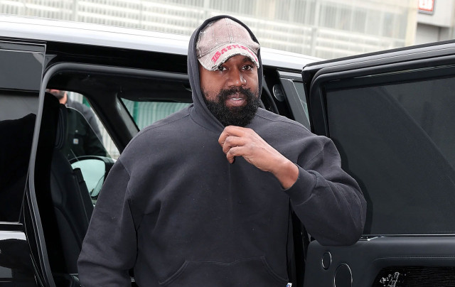 kanye west announces plan to buy right wing social network kanye west announces plan to buy right wing social network
