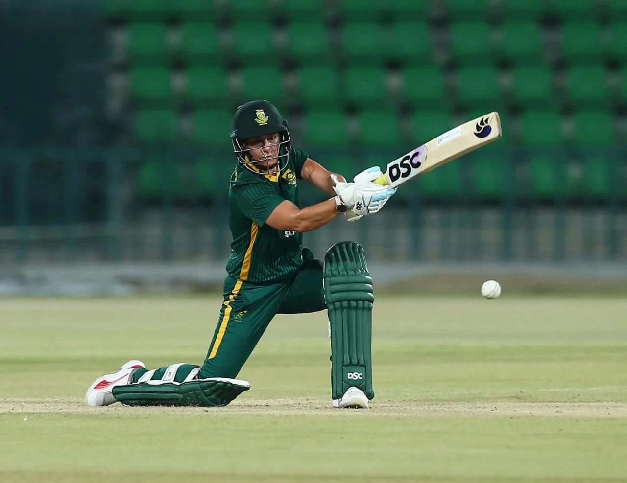 confident south africa defeat hosts pakistan by eight wickets confident south africa defeat hosts pakistan by eight wickets