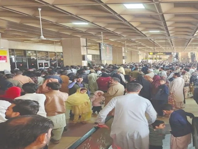Pakistan airports handle 26.8m passengers