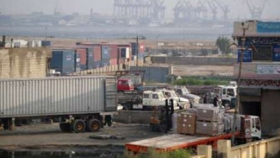 breach of rules port qasim authority officials summoned by sc