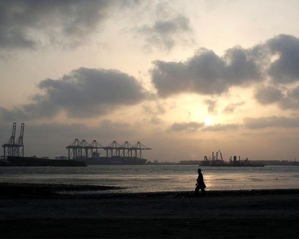 Unpacking Karachi: Providing for all, ignored by all - Vimarsana News