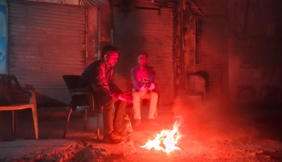 karachi cold wave disrupts daily routines business activity