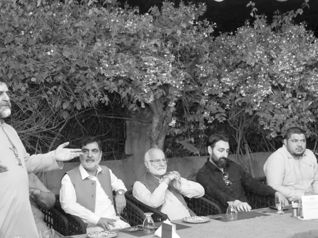 kashmir meeting photo express kashmir meeting photo express
