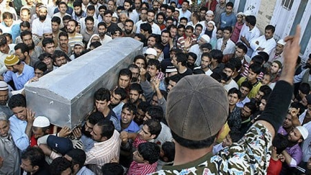 indian troops killed 95 647 kashmiris from 1990 to till date photo reuters file indian troops killed 95 647 kashmiris from 1990 to till date photo reuters file