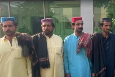 members of the umrani gang who surrendered to police after a large scale operation against criminal elements in the katcha areas of rajanpur screengrab