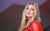 kate hudson says romantic comedies are harder than expected but deeply rewarding kate hudson says romantic comedies are harder than expected but deeply rewarding