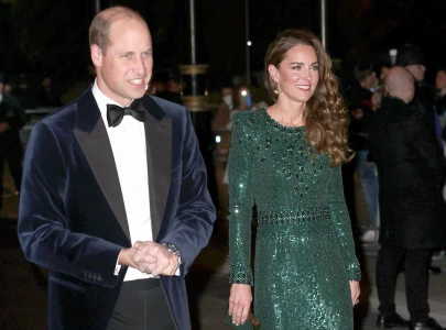 prince william fell in love with kate middleton after seeing her in this dress prince william fell in love with kate middleton after seeing her in this dress