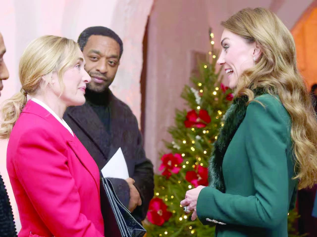 actor kate winslet speaks with princess of wales at the together at christmas carol service at westminster abbey in london photo reuters actor kate winslet speaks with princess of wales at the together at christmas carol service at westminster abbey in london photo reuters