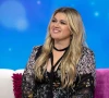 kelly clarkson s silence and new song deepen mystery around her talk show breaks kelly clarkson s silence and new song deepen mystery around her talk show breaks