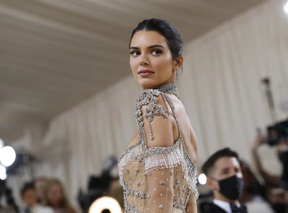 kendall jenner faces backlash over sexy jessie halloween costume inspired by toy story character