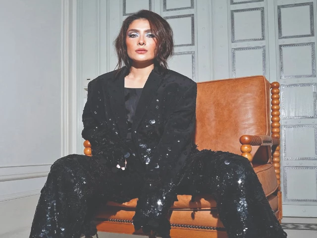 ayeza topped the look with blue eyeshadow photo instagram ayeza topped the look with blue eyeshadow photo instagram