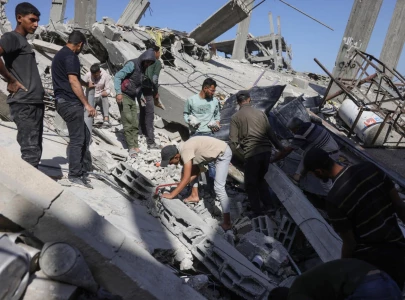 israeli strikes kill 100 in gaza israeli strikes kill 100 in gaza