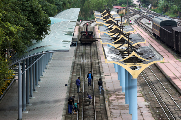 Workers inspect at the Dong Dang railway station where North Korean leader Kim Jong Un is expected to arrive, at the border town with China in Dong Dang, February 24, 2019. PHOTO: REUTERS