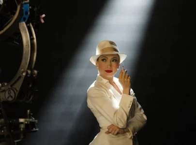 jennifer lopez makes a dazzling musical debut in kiss of the spider woman trailer