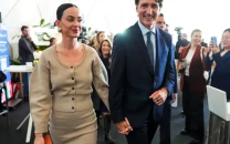 katy perry joins boyfriend justin trudeau at world economic forum in davos