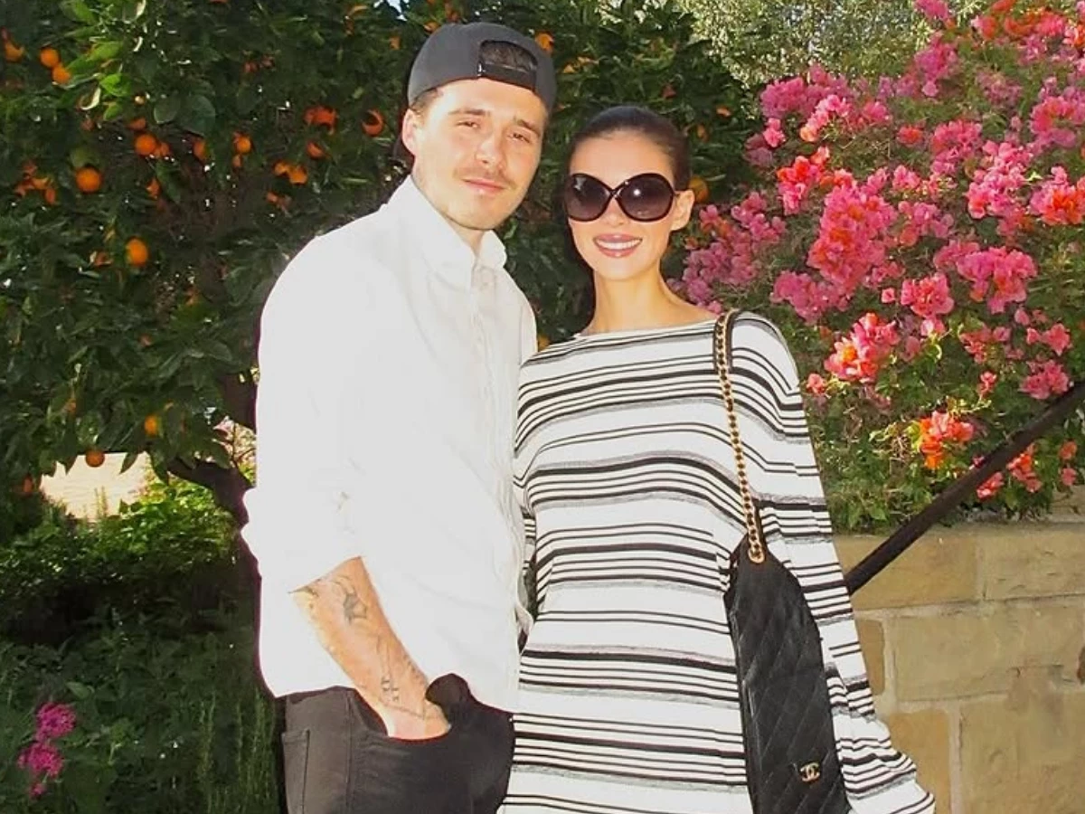 photo instagram nicolapeltz