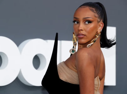 doja cat tells celebrities to shut up and keep their lives private