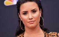 demi lovato cancels five tour dates to protect my health