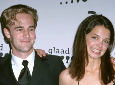 james van der beek revealed his favorite dawson s creek scene and it involved katie holmes