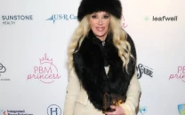 brandi glanville says ruptured breast implants caused facial parasite health scare brandi glanville says ruptured breast implants caused facial parasite health scare