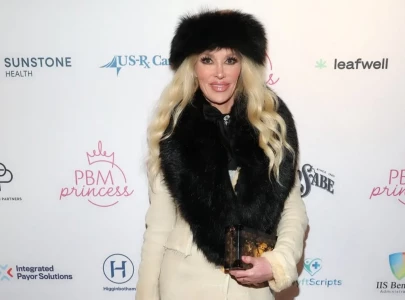 brandi glanville says ruptured breast implants caused facial parasite health scare brandi glanville says ruptured breast implants caused facial parasite health scare