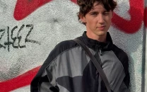 troye sivan is losing touch with reality after bingeing the pitt